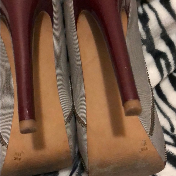 Jessica Simpson Pumps - Picture 3 of 6